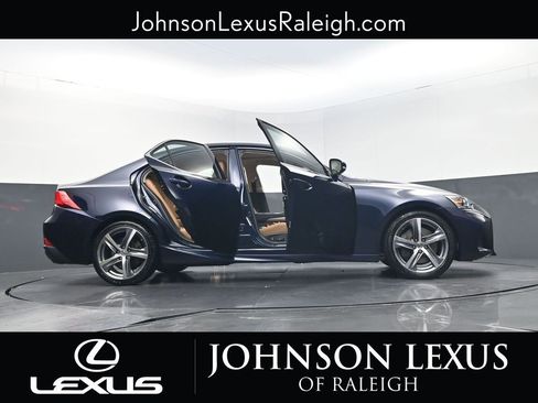 Used 2018 Lexus IS 300 AWD w/ Comfort Package image 21