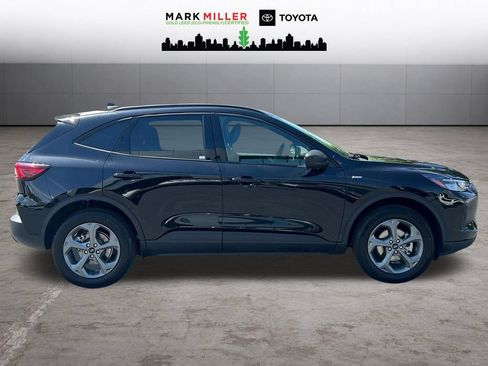 Used 2025 Ford Escape ST-Line AWD/4WD image 7
