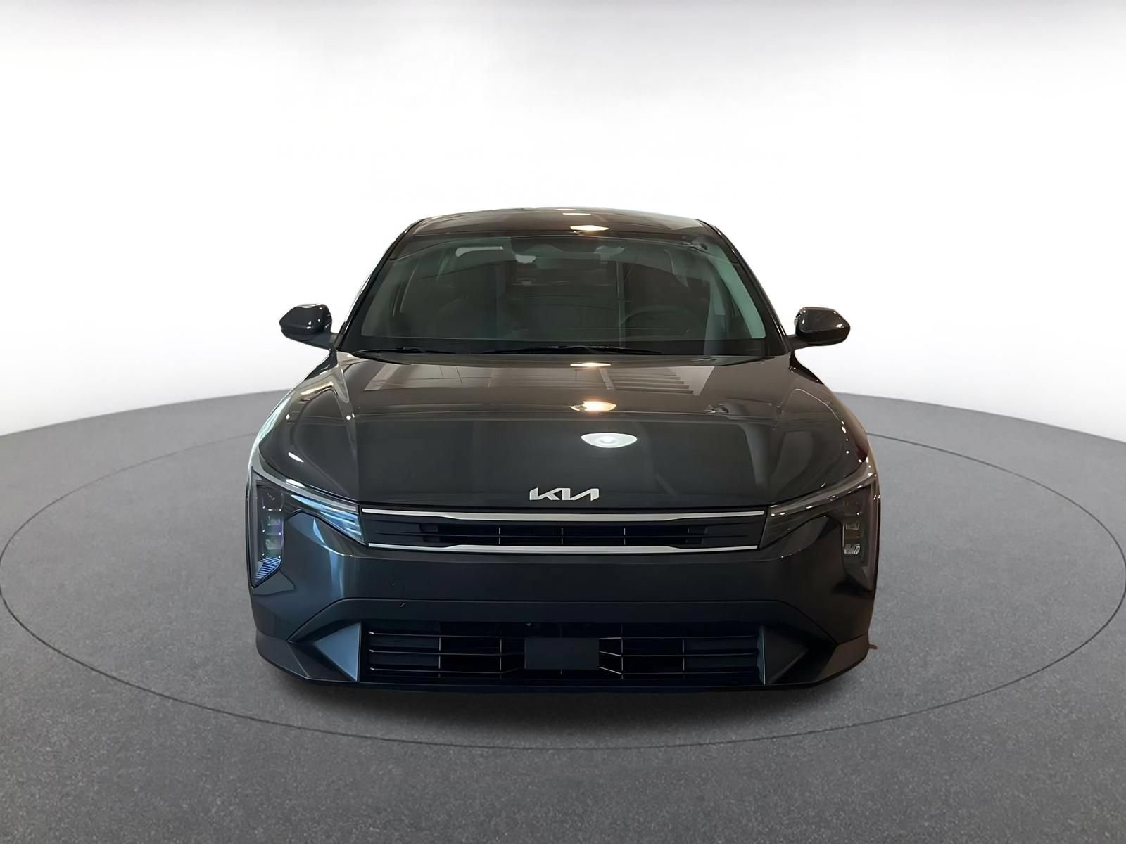 Used 2025 Kia K4 FWD image 4