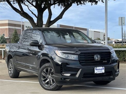 Certified 2023 Honda Ridgeline Sport image 2