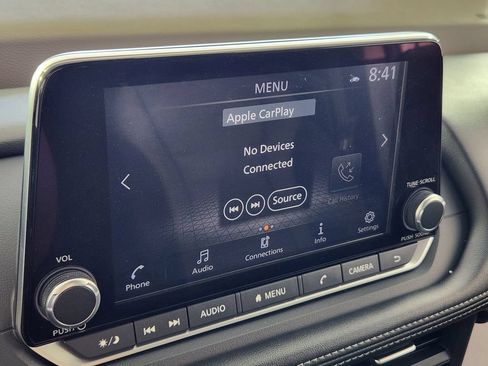 Used 2023 Nissan Rogue SV FWD image 21