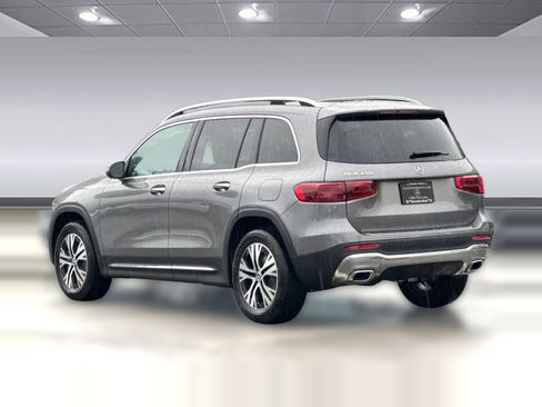 New 2026 Mercedes-Benz GLB 250 image 3