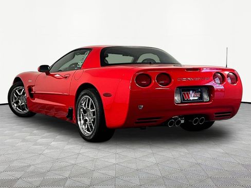 Used 2004 Chevrolet Corvette Z06 w/ Memory Package RWD image 4