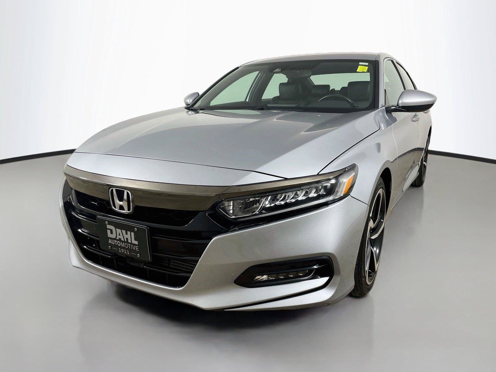 Used 2018 Honda Accord Sport image 4