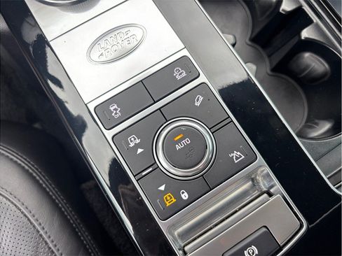Used 2020 Land Rover Range Rover HSE AWD/4WD image 36