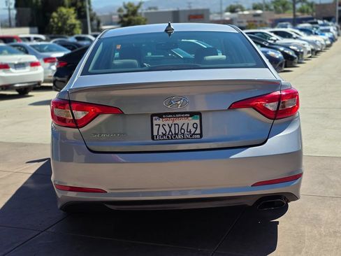 Used 2016 Hyundai Sonata SE FWD image 11