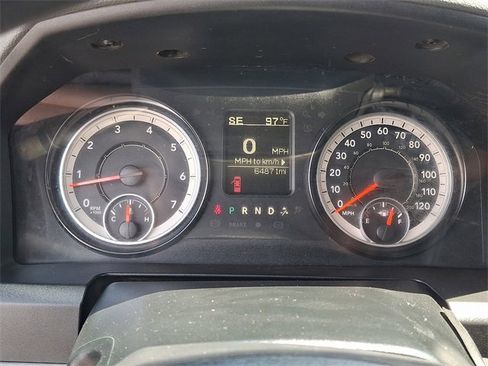 Used 2018 RAM 3500 Tradesman image 17