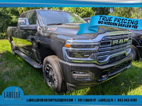 Used 2026 RAM 2500 Laramie AWD/4WD image 1