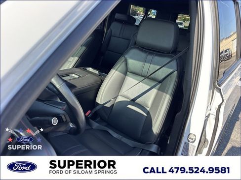 Used 2022 Chevrolet Suburban RST w/ Luxury Package AWD/4WD image 22