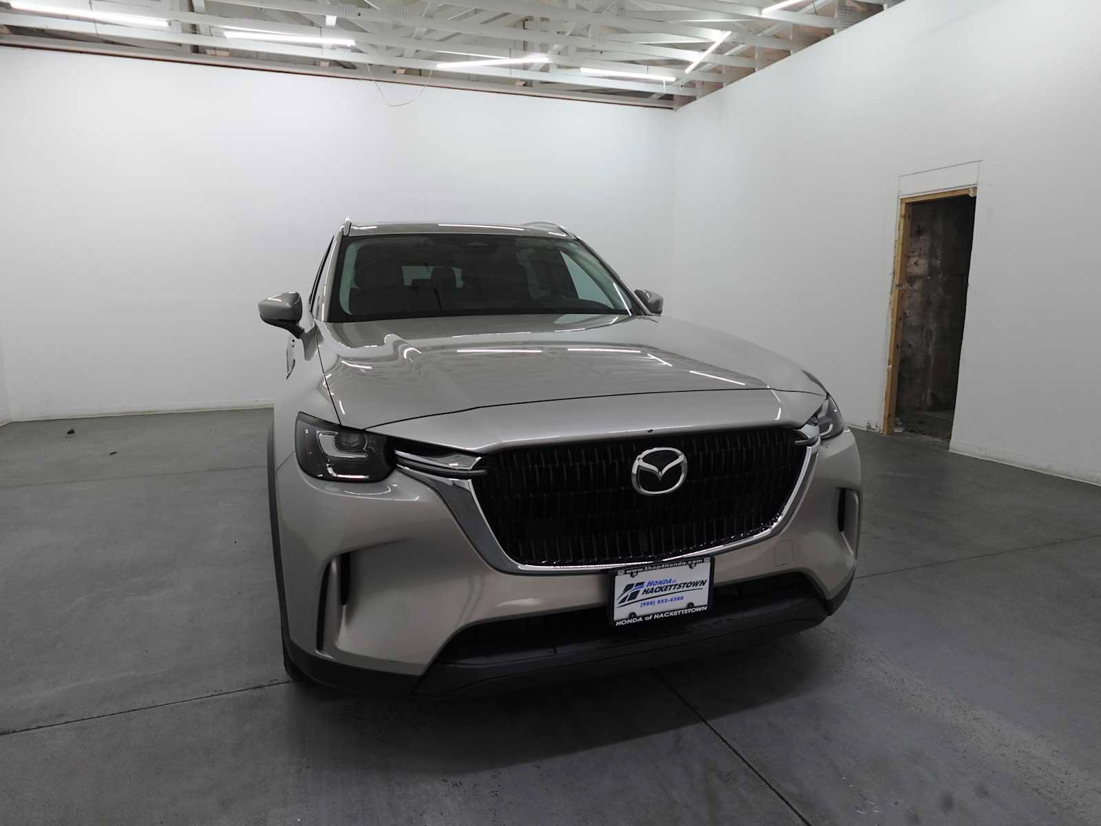 Used 2024 MAZDA CX-90 Plug-In Hybrid w/ Preferred AWD/4WD image 3