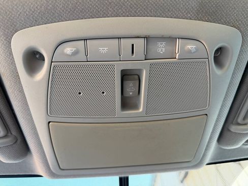 Used 2013 Nissan Sentra SR w/ Premium Pkg FWD image 25