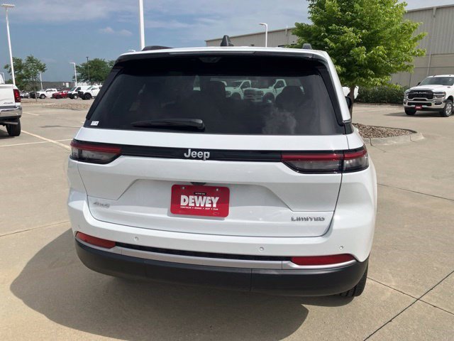 New 2026 Jeep Grand Cherokee Limited w/ Luxury Tech Group II AWD/4WD image 7
