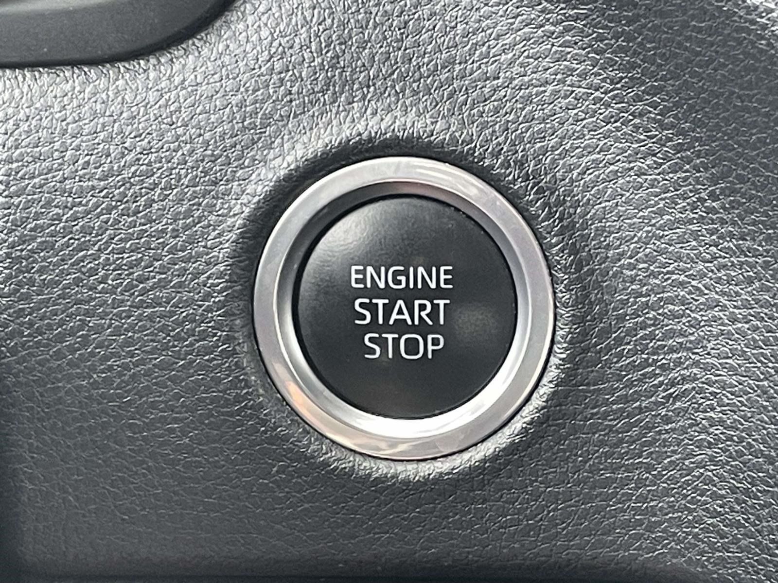 Used 2023 Toyota Tundra SR5 w/ SR5 Convenience Package AWD/4WD image 24