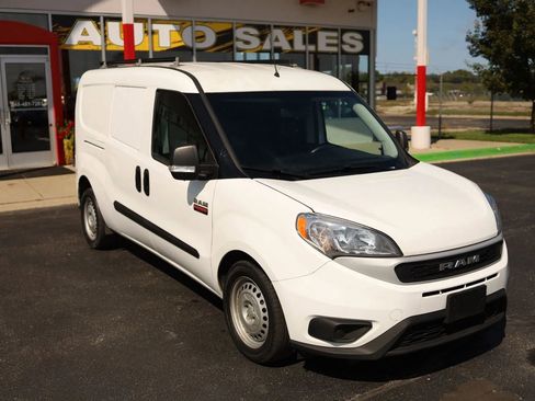 Used 2022 RAM ProMaster City Tradesman FWD image 3