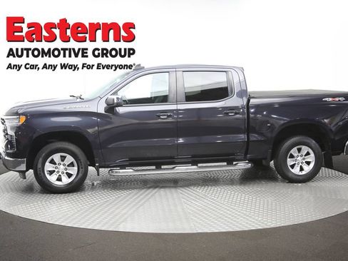 Used 2022 Chevrolet Silverado 1500 LT w/ Convenience Package II AWD/4WD image 59