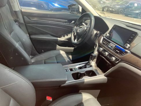 Used 2022 Honda Accord EX-L image 4