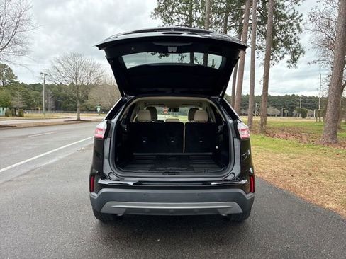 Used 2022 Ford Edge SEL w/ Convenience Package image 18