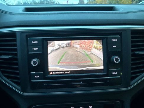 Used 2018 Volkswagen Atlas S image 27