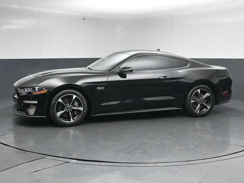 Used 2023 Ford Mustang GT RWD image 4