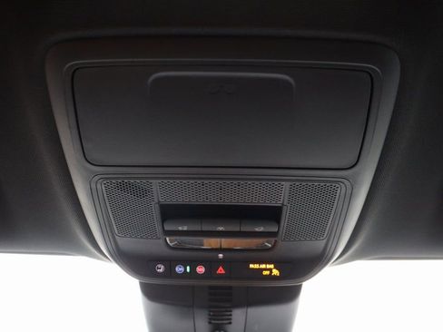 New 2026 Chevrolet Traverse Z71 image 18