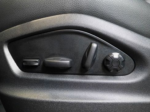 Certified 2026 Porsche Cayenne AWD/4WD image 21
