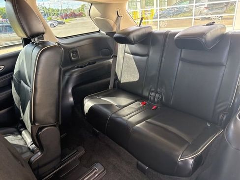 Used 2019 INFINITI QX60 Luxe w/ Essential Package AWD/4WD image 28