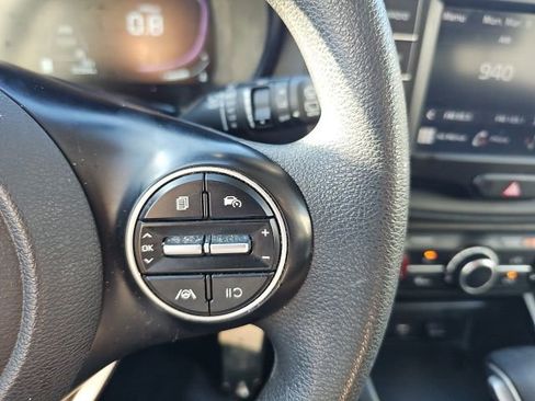 Used 2023 Kia Soul LX image 16