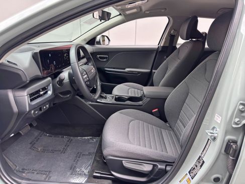 Used 2025 Kia K4 EX FWD image 15