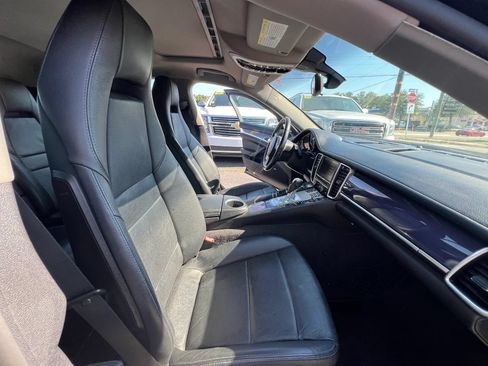 Used 2011 Porsche Panamera 4 AWD/4WD image 14