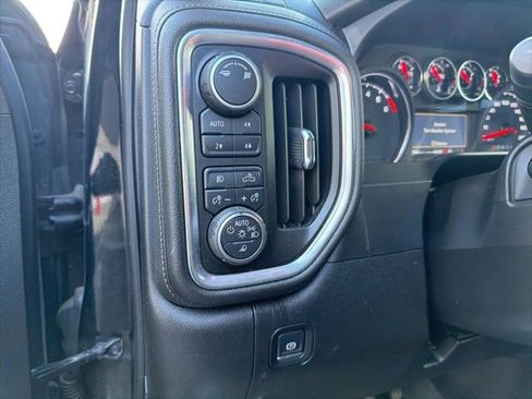 Used 2019 Chevrolet Silverado 1500 LT Trail Boss image 22