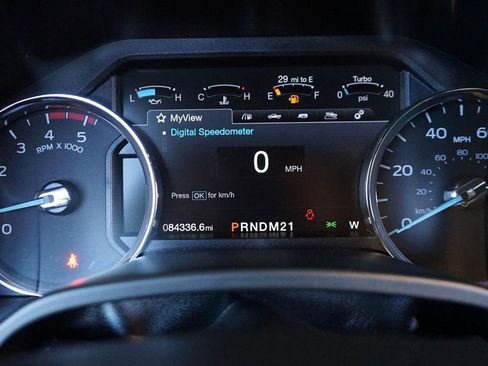 Used 2019 Ford F250 Lariat w/ Lariat Ultimate Package AWD/4WD image 14