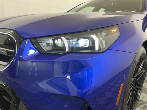 Certified 2026 BMW M5 w/ Carbon Package image 9