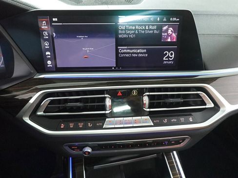 Used 2020 BMW X7 xDrive40i image 18