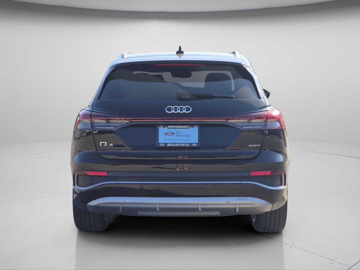 Used 2023 Audi Q4 e-tron Prestige w/ 20" Wheel Package AWD/4WD image 22