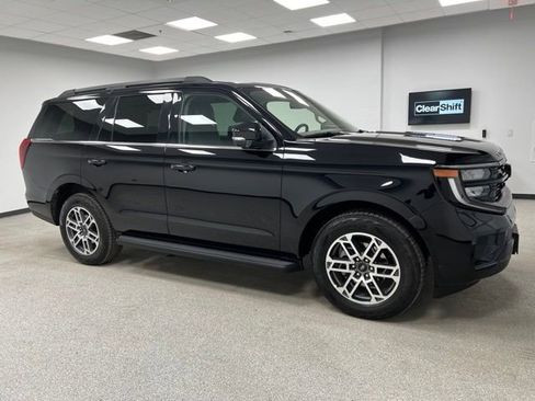 Used 2025 Ford Expedition Active AWD/4WD image 12
