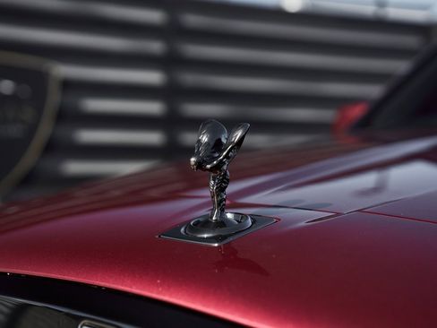 Used 2022 Rolls-Royce Cullinan Black Badge image 7