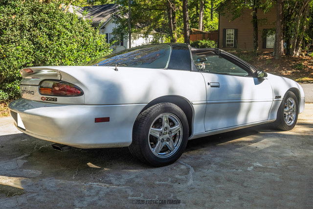 Used 1998 Chevrolet Camaro Z28 w/ Preferred Equipment Group 2 RWD image 7