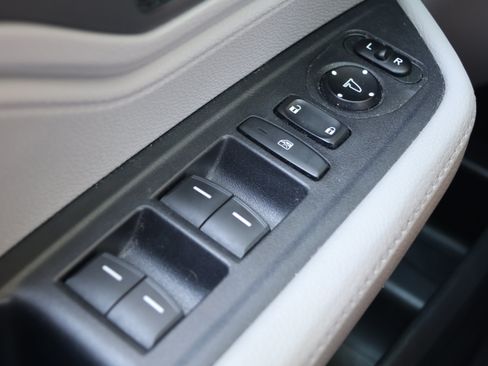 Used 2019 Honda Odyssey EX-L image 13