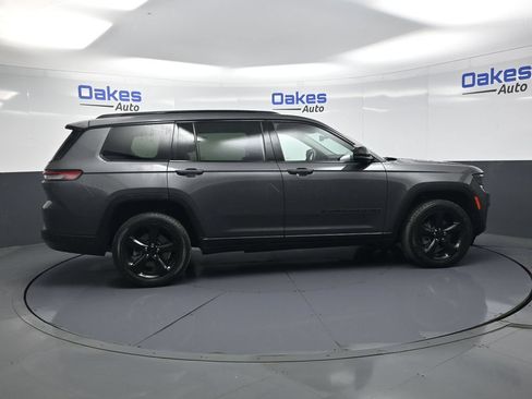 Used 2022 Jeep Grand Cherokee L Limited w/ Luxury Tech Group II AWD/4WD image 8