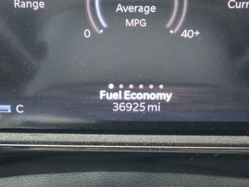 Used 2023 Jeep Grand Wagoneer L Series III AWD/4WD image 12