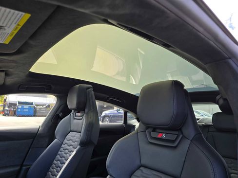 New 2026 Audi S e-tron GT Prestige image 24