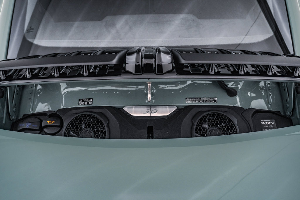 Certified 2026 Porsche 911 Carrera T RWD image 35