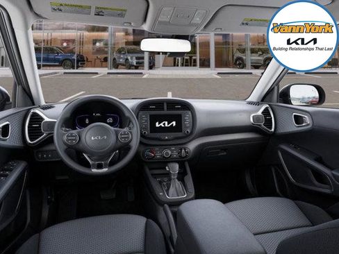 New 2025 Kia Soul LX w/ LX Technology Package image 13