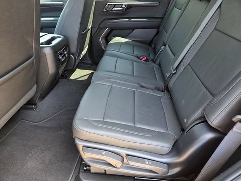 Used 2025 Chevrolet Tahoe LT AWD/4WD image 39