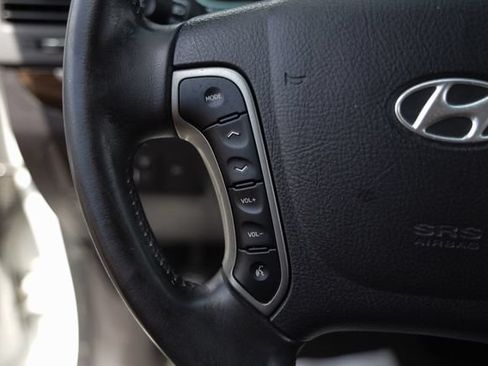 Used 2010 Hyundai Santa Fe SE FWD image 27