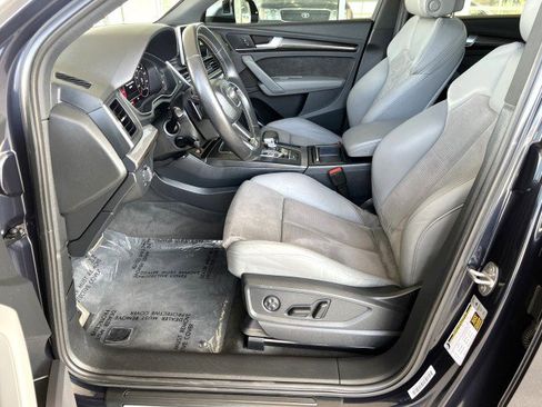 Used 2018 Audi SQ5 Premium Plus w/ Navigation Package image 10