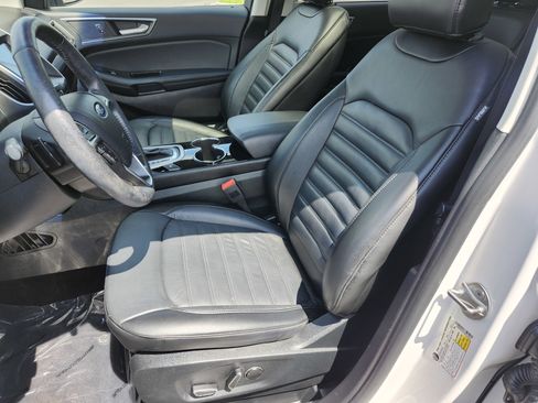 Used 2016 Ford Edge SEL w/ Equipment Group 201A AWD/4WD image 24