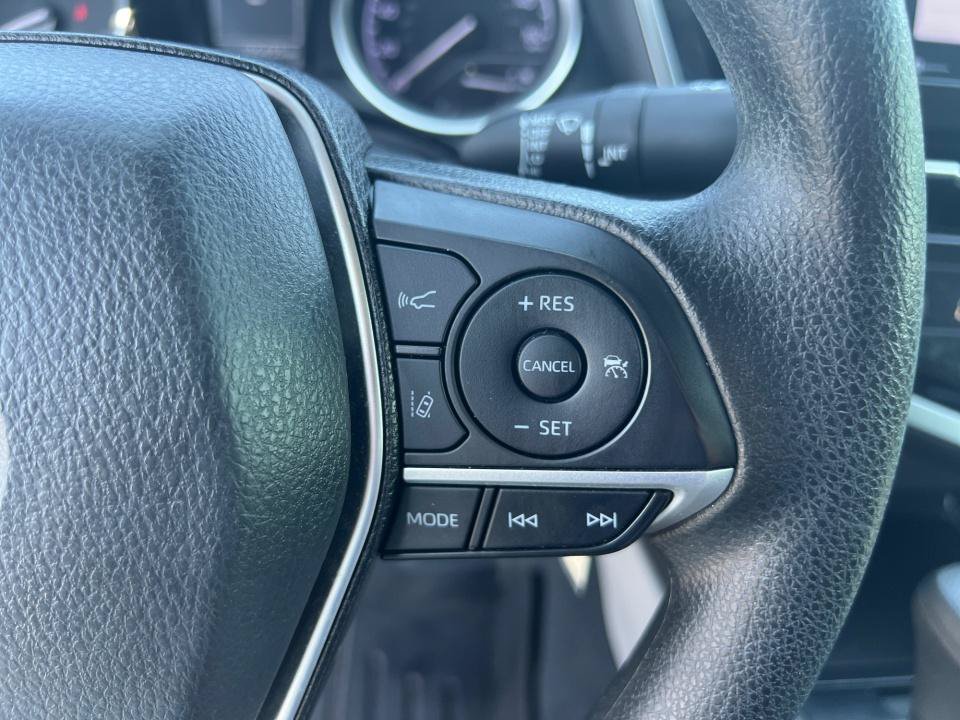 Used 2022 Toyota Camry LE FWD image 24