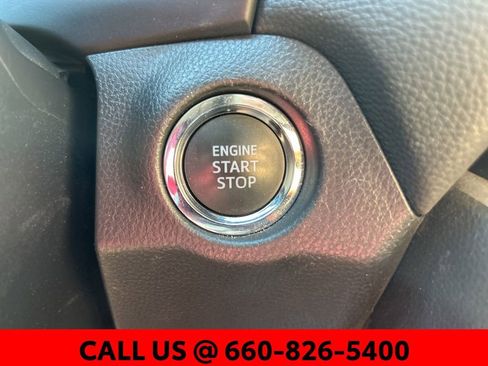 Used 2025 Toyota RAV4 XLE image 23