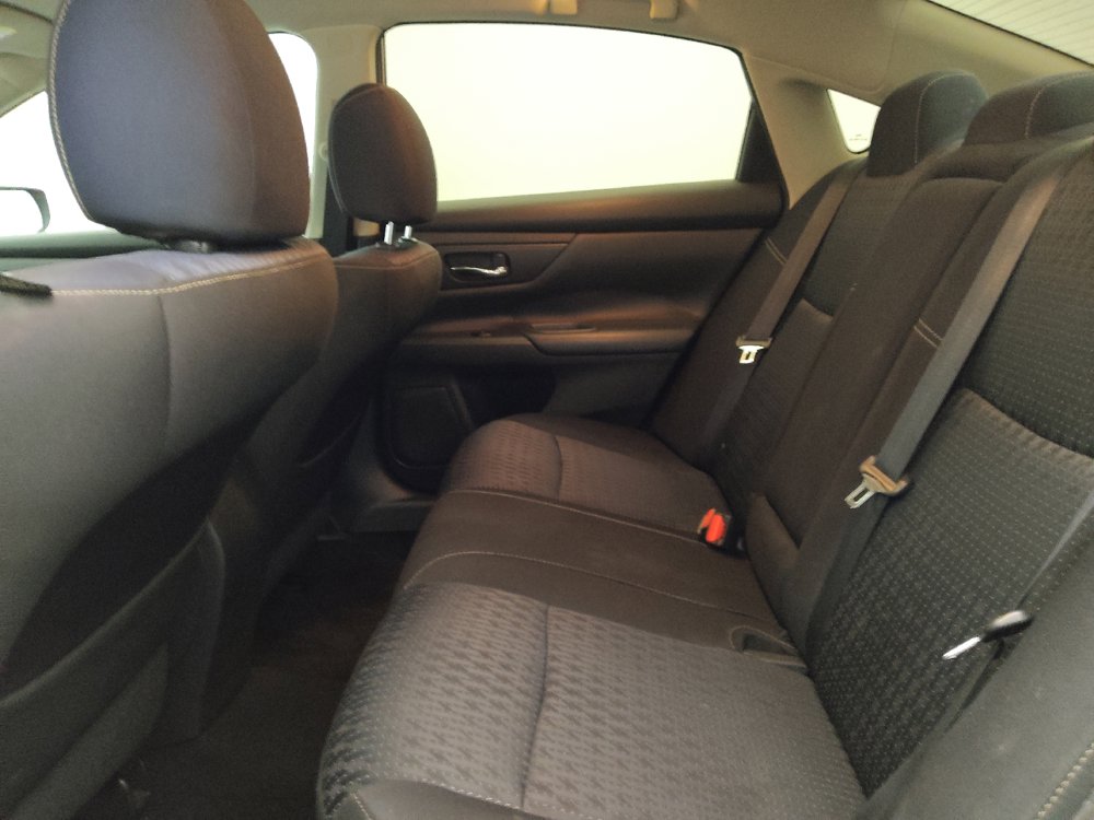 Used 2016 Nissan Altima 2.5 S w/ Power Driver Seat Package FWD image 18